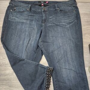 Torrid Blue Jeans Size 26 Studded Spikes Denim Stretchy‎ Motto Ankle Lenghth Zip